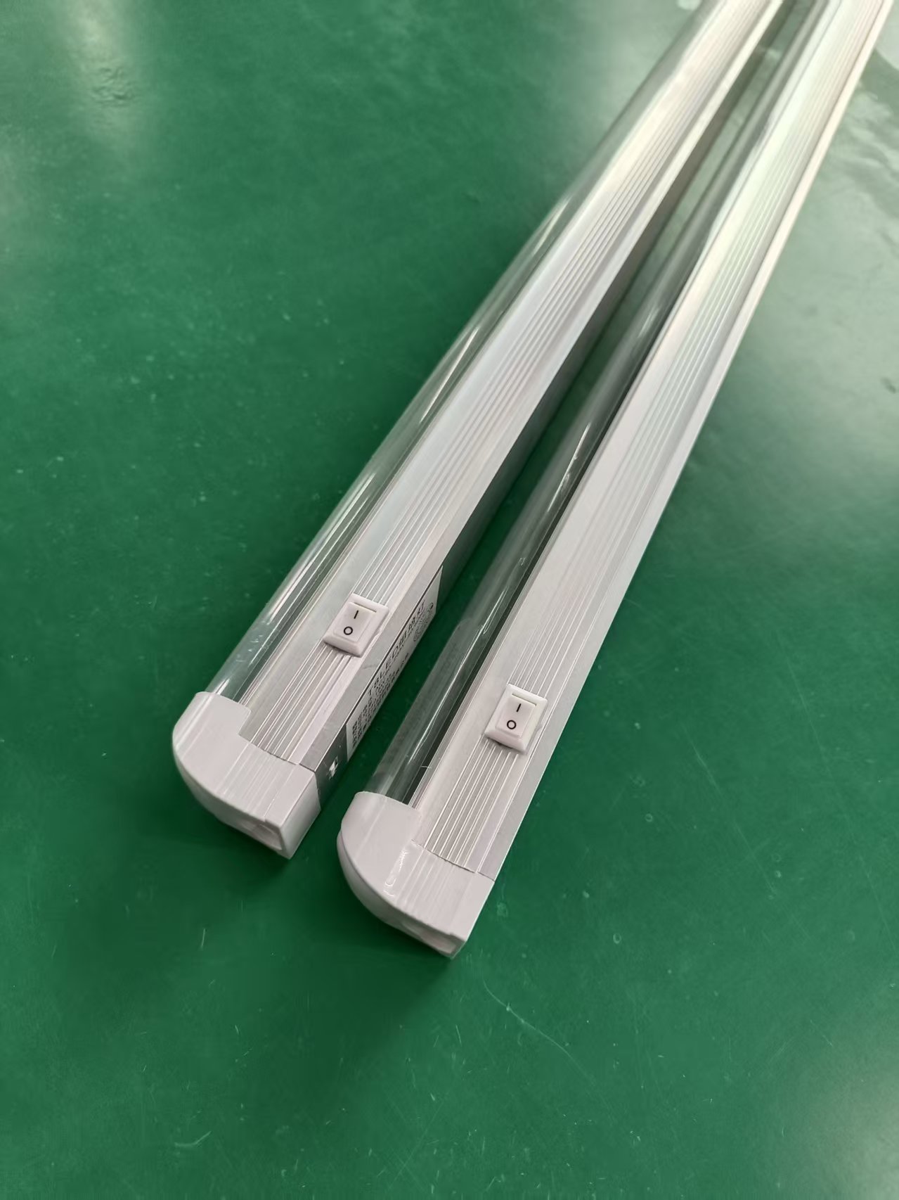 T8植物生长LED白灯